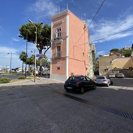 New Luxus Apartment In Gaeta With Sea View On Harbour Exterior foto