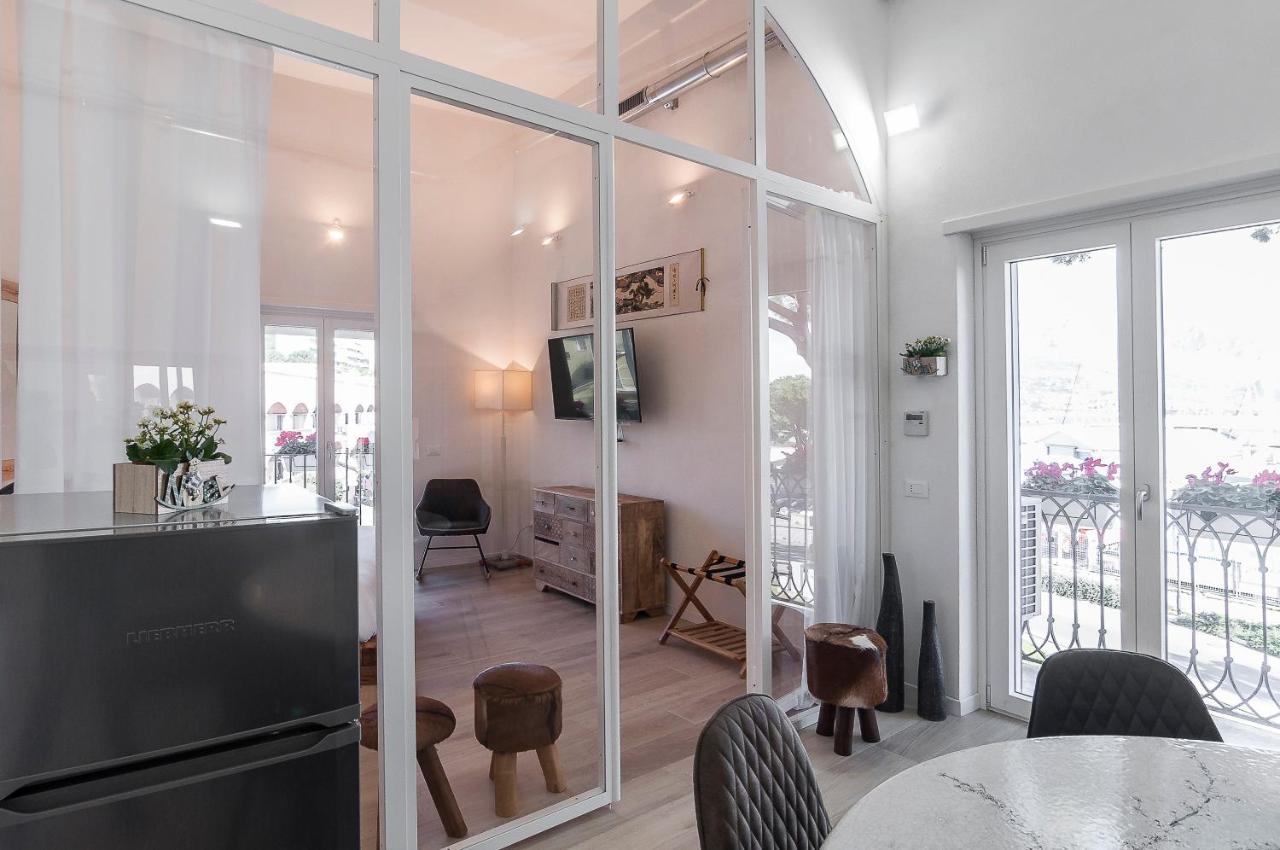 New Luxus Apartment In Gaeta With Sea View On Harbour Exterior foto