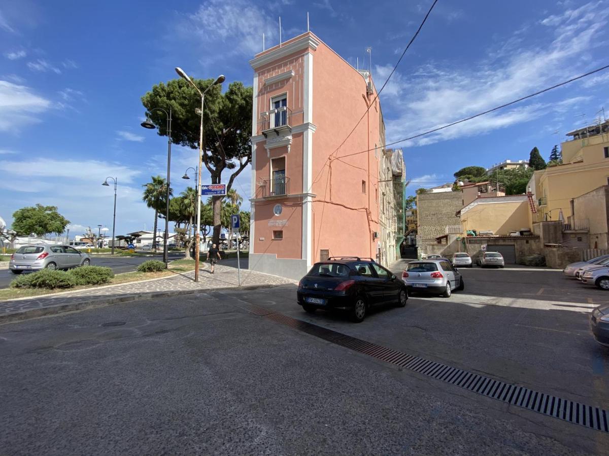 New Luxus Apartment In Gaeta With Sea View On Harbour Exterior foto